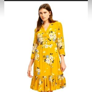 Old Navy floral yellow dress